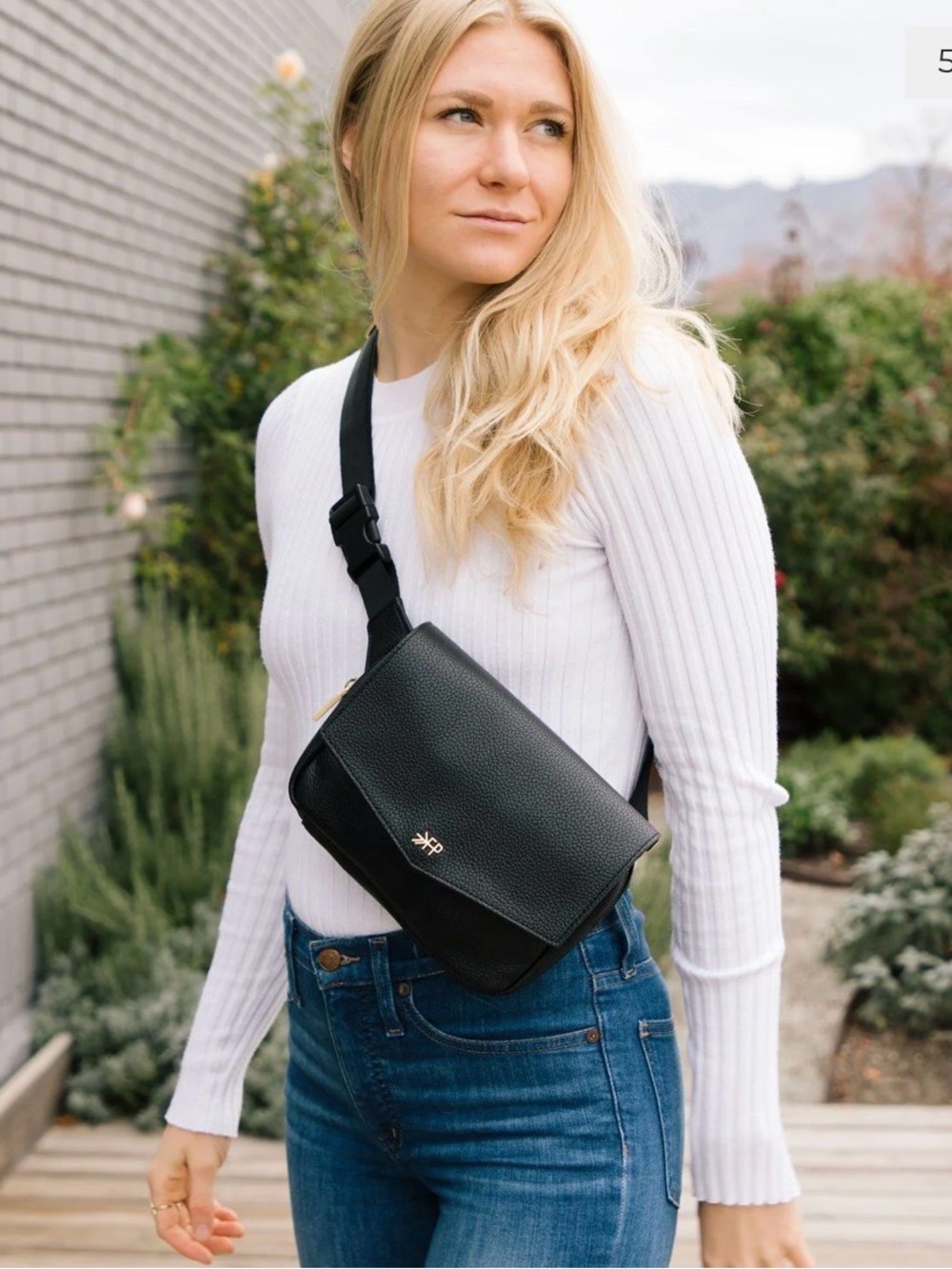 Freshly Picked Park Pack in Ebony - Black Belt Bag Fanny Pack - Picture 8 of 8